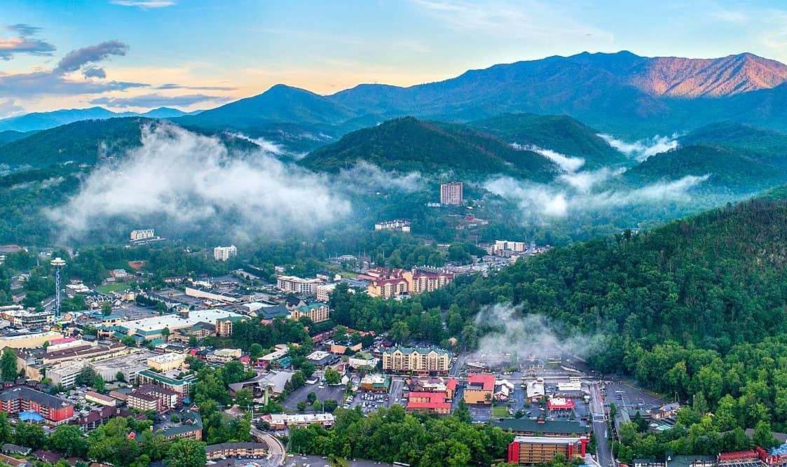 A Magical Experience Villa Pigeon Forge Exterior photo